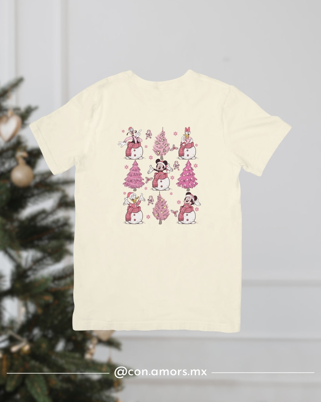 Camiseta Navideña de Manga Corta – Pinos Rosa Disney