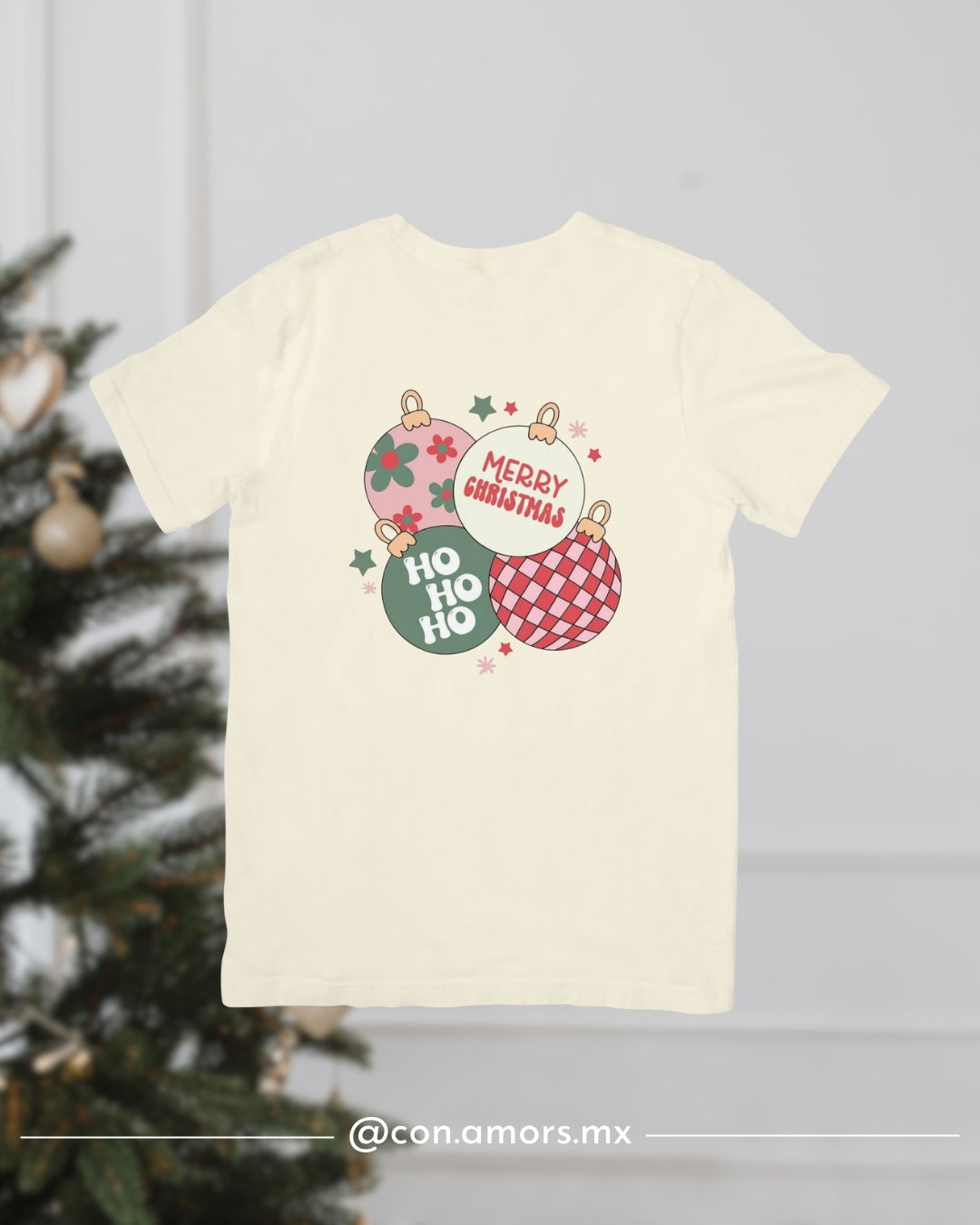 Camiseta Navideña de Manga Corta – Esferas Christmas