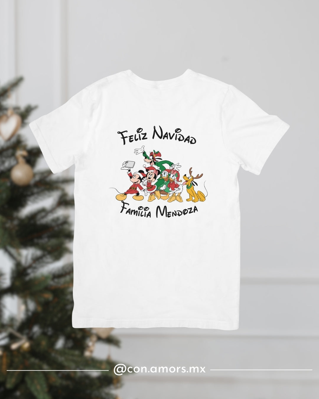 Camiseta Navideña de Manga Corta – Familia Disney Español